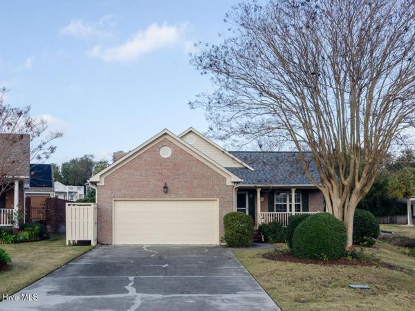 500 Fifth Avenue N, Kure Beach, NC 28449