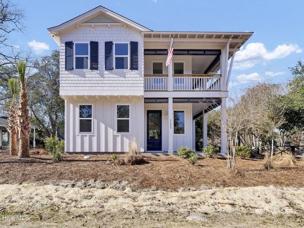 1106 Tree Canopy Way, Wilmington, NC 28403