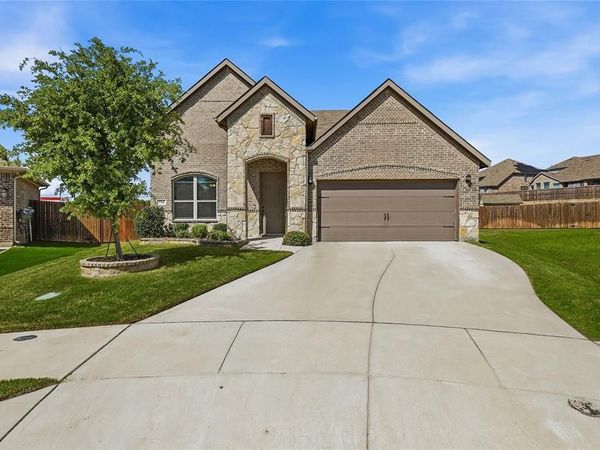5760 Broad Bay Lane, Fort Worth, TX 76179