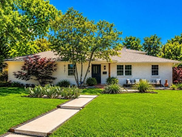 917 Fernwood Drive, Richardson, TX 75080