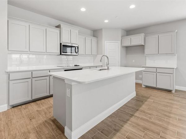 6020 Bursey Road, Watauga, TX 76148