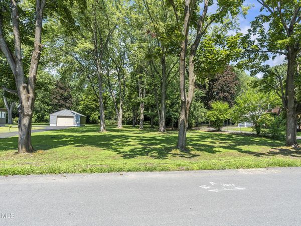 30 Tudor Road, Albany, NY 12203