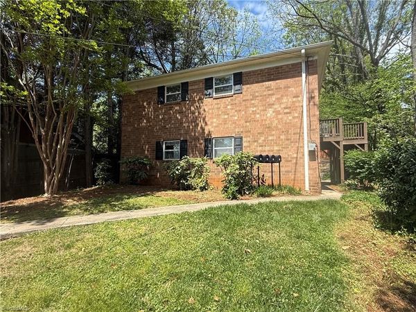 1120 West End Boulevard, Unit 3, Winston-Salem, NC 27101