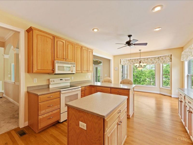 4370 St Cloud Way, Miami Twp, OH 45002 Photo 11