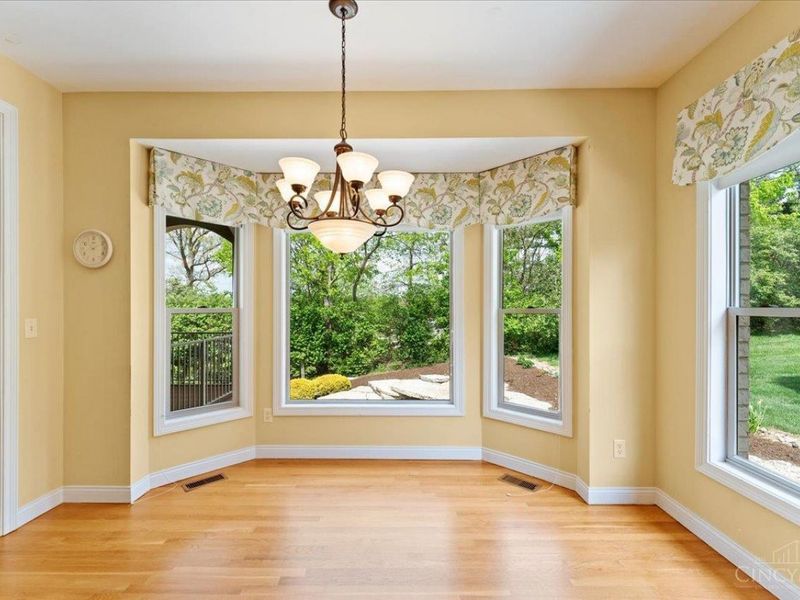 4370 St Cloud Way, Miami Twp, OH 45002 Photo 12