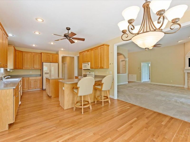 4370 St Cloud Way, Miami Twp, OH 45002 Photo 5