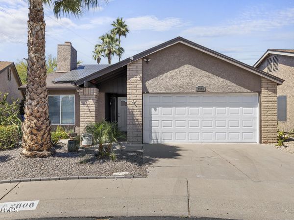 2606 W GELDING Drive, Phoenix, AZ 85023