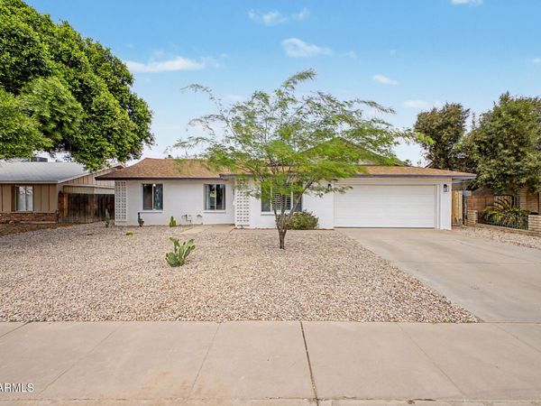 1420 E CAMPUS Drive, Tempe, AZ 85282