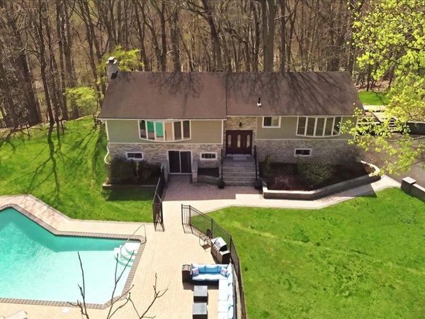 263 Oyster Bay Road, Mill Neck, NY 11765