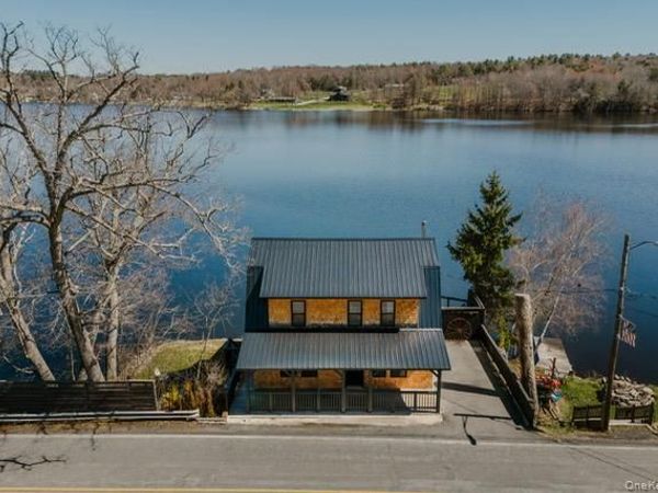 6721 State Route 52, Cochecton Center, NY 12726