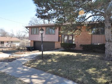 5511 N 93 Avenue Circle , Omaha, NE 68134