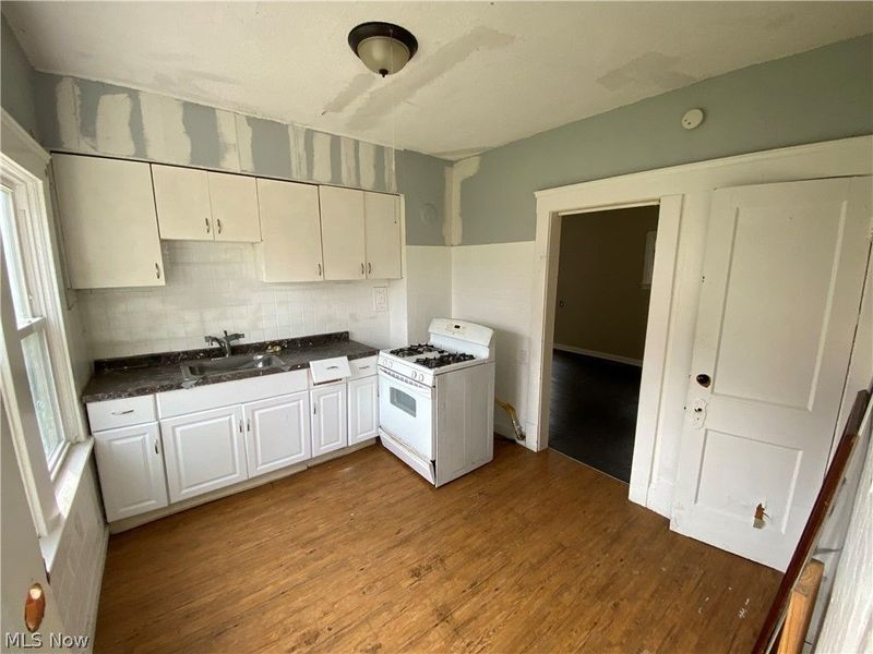 2901 E 121st Street, Cleveland, OH 44120 Photo 4