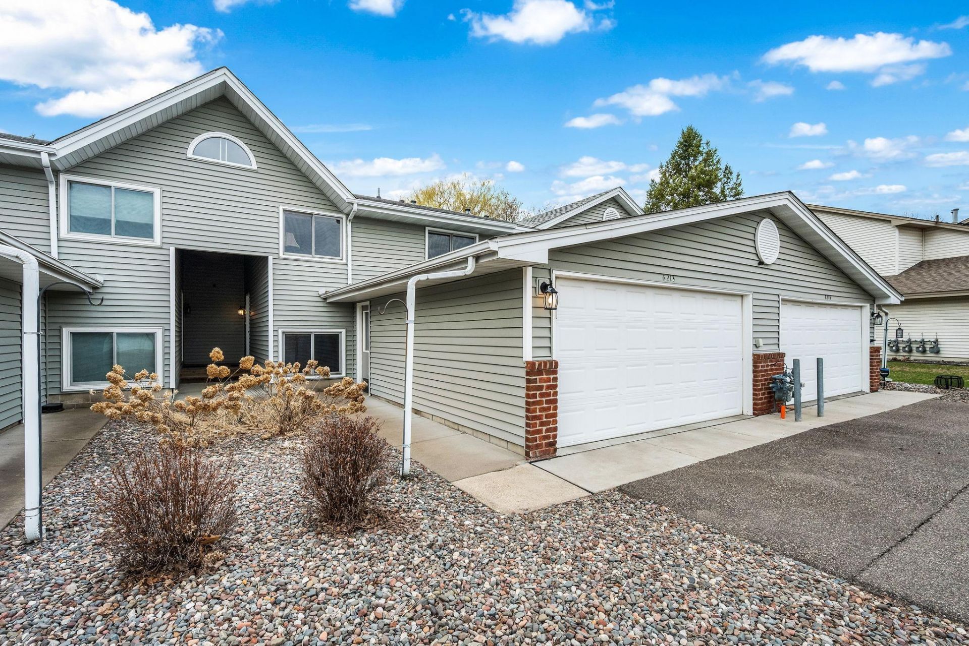 6213 Magda Drive  Maple Grove, MN 55369