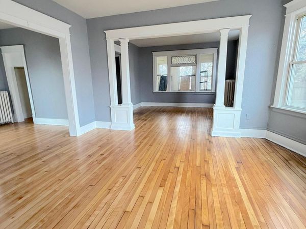 651 Ivy Avenue E, Saint Paul, MN 55106