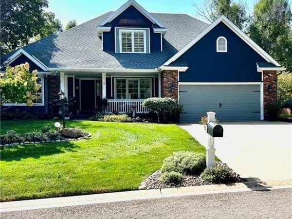 2 Chadwick Lane, Country Club, MO 64505