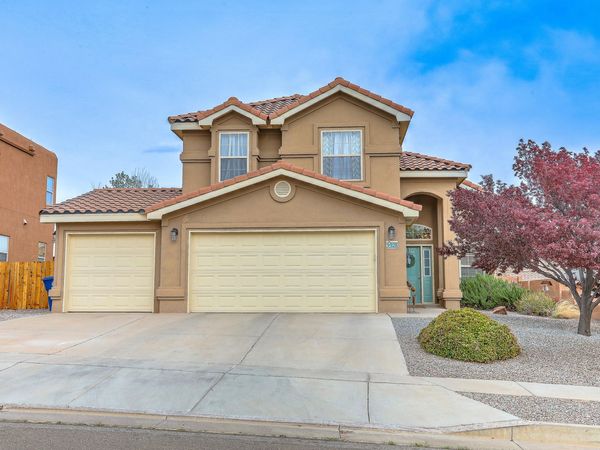 9928 Bellevue Street NW, Albuquerque, NM 87114