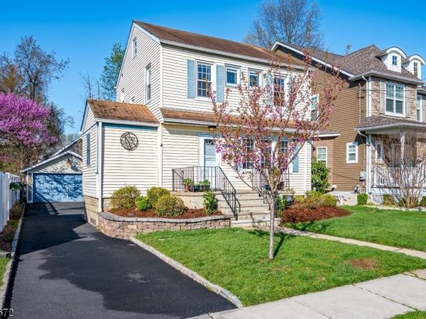 121 Columbia Ave, Metuchen, NJ 08840