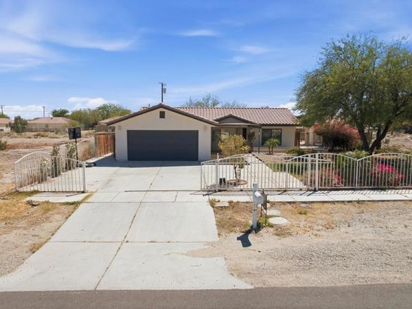 1341 Nile Drive, Thermal, CA 92274