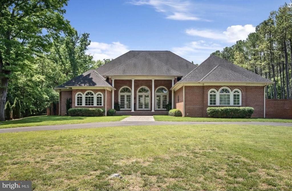 84 ROCK HALL FARM LANE, BERRYVILLE, VA 22611