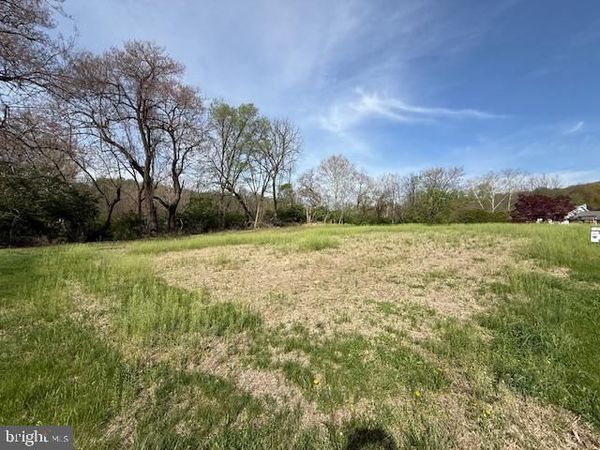 36 HEARTHSTONE & COLIN CT. , READING, PA 19606