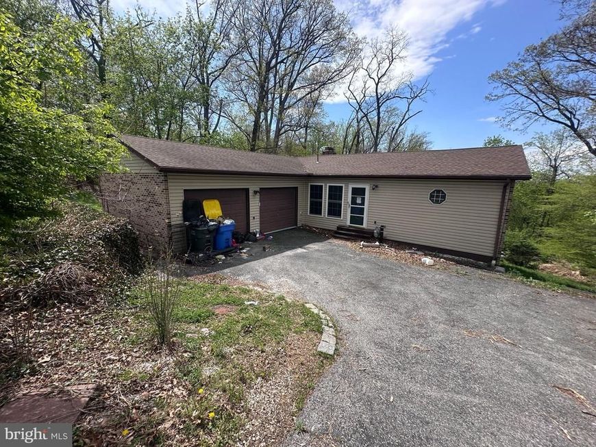 1711 Paulson Drive , York, PA 17406 Main Photo