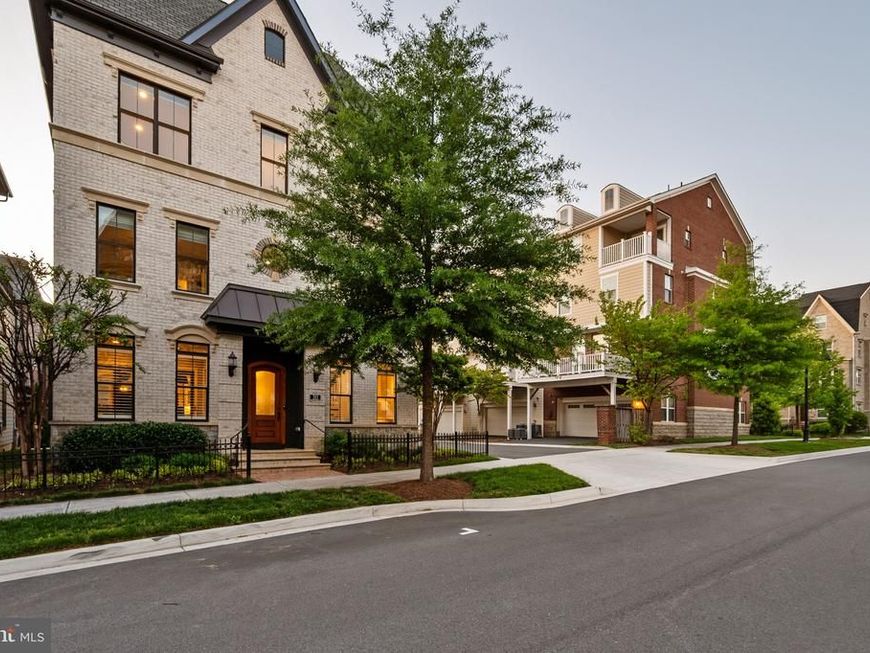 311 Strummer Lane, Gaithersburg, MD 20878 Main Photo