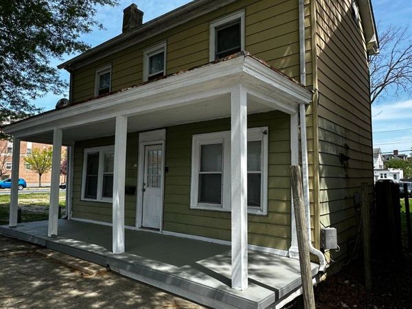 7 S GOVERNORS AVENUE , DOVER, DE 19904