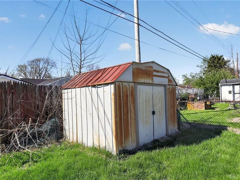 4610 Blueberry Avenue, Dayton, OH 45406 Photo 9