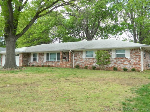 1416 Lariat Drive , Bartlesville, OK 74006