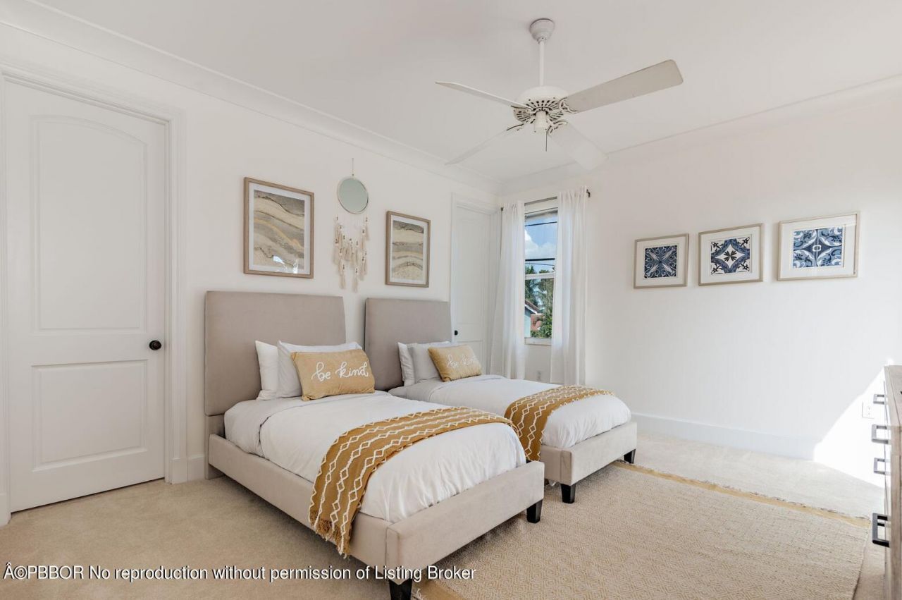 141 Gregory Place, West Palm Beach, FL 33405 Photo