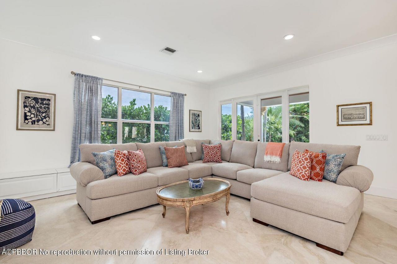 141 Gregory Place, West Palm Beach, FL 33405 Photo