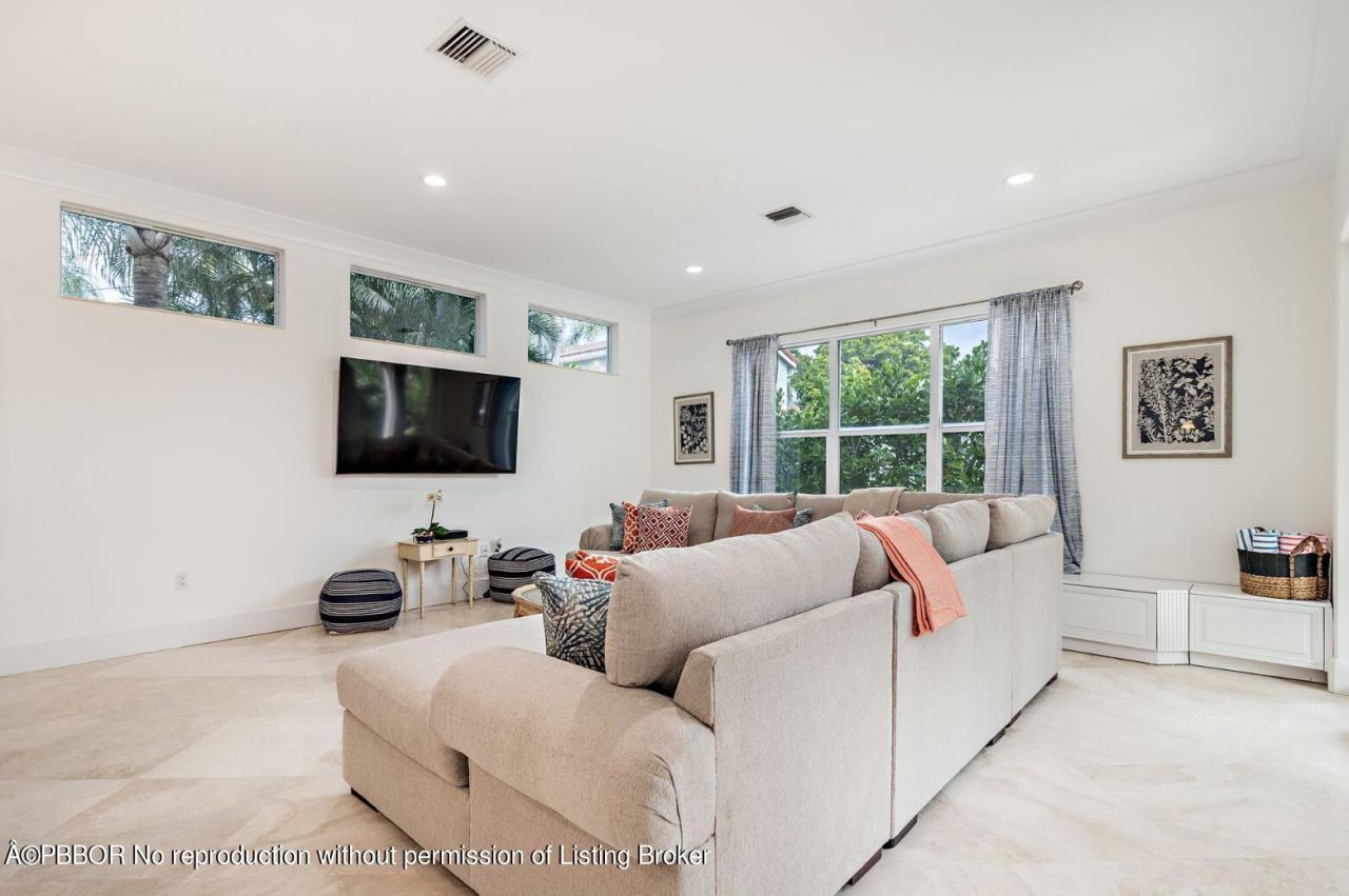 141 Gregory Place, West Palm Beach, FL 33405 Photo