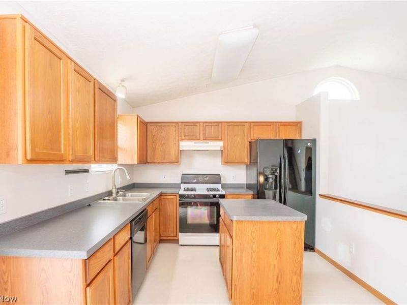 810 Sturbridge Drive, Medina, OH 44256 Photo 11