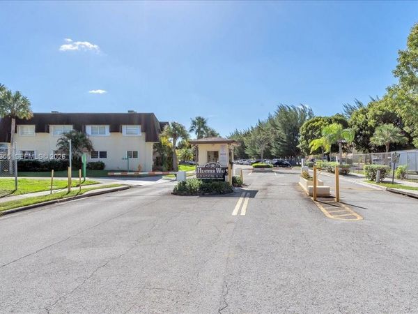 9009 SW 138th St , Unit 20-2, Miami, FL 33176