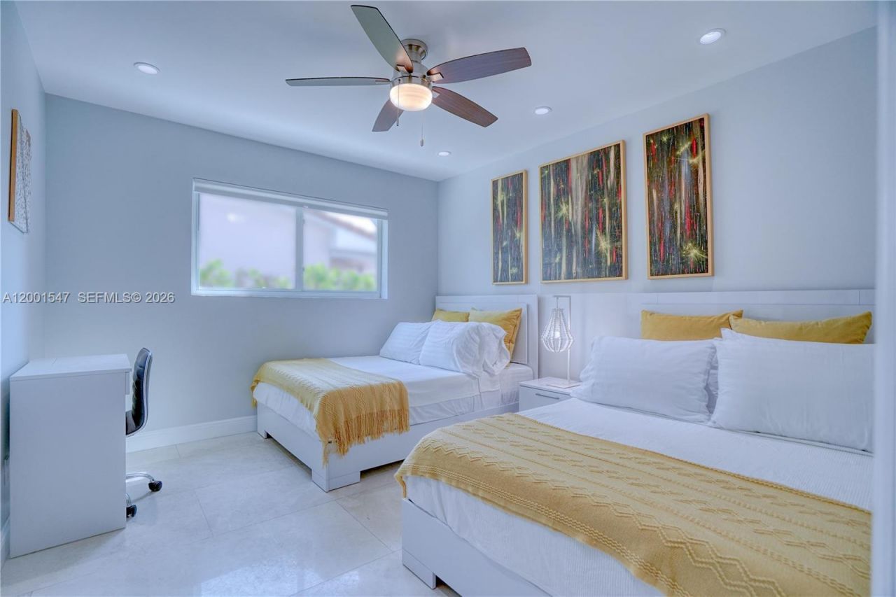 13300 Biscayne Bay Ter, North Miami, FL 33181 Photo