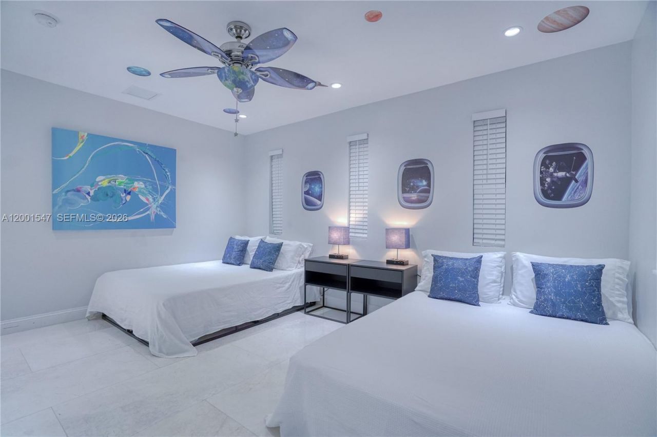 13300 Biscayne Bay Ter, North Miami, FL 33181 Photo