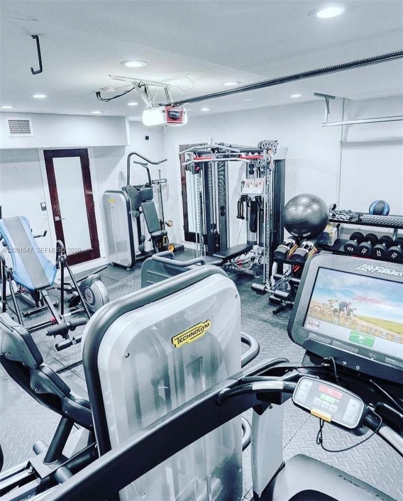 13300 Biscayne Bay Ter, North Miami, FL 33181 Photo