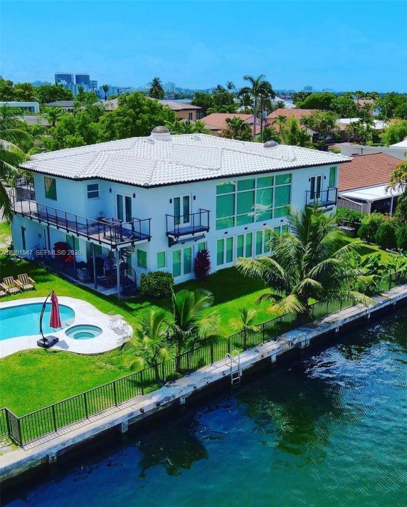 13300 Biscayne Bay Ter, North Miami, FL 33181 Photo