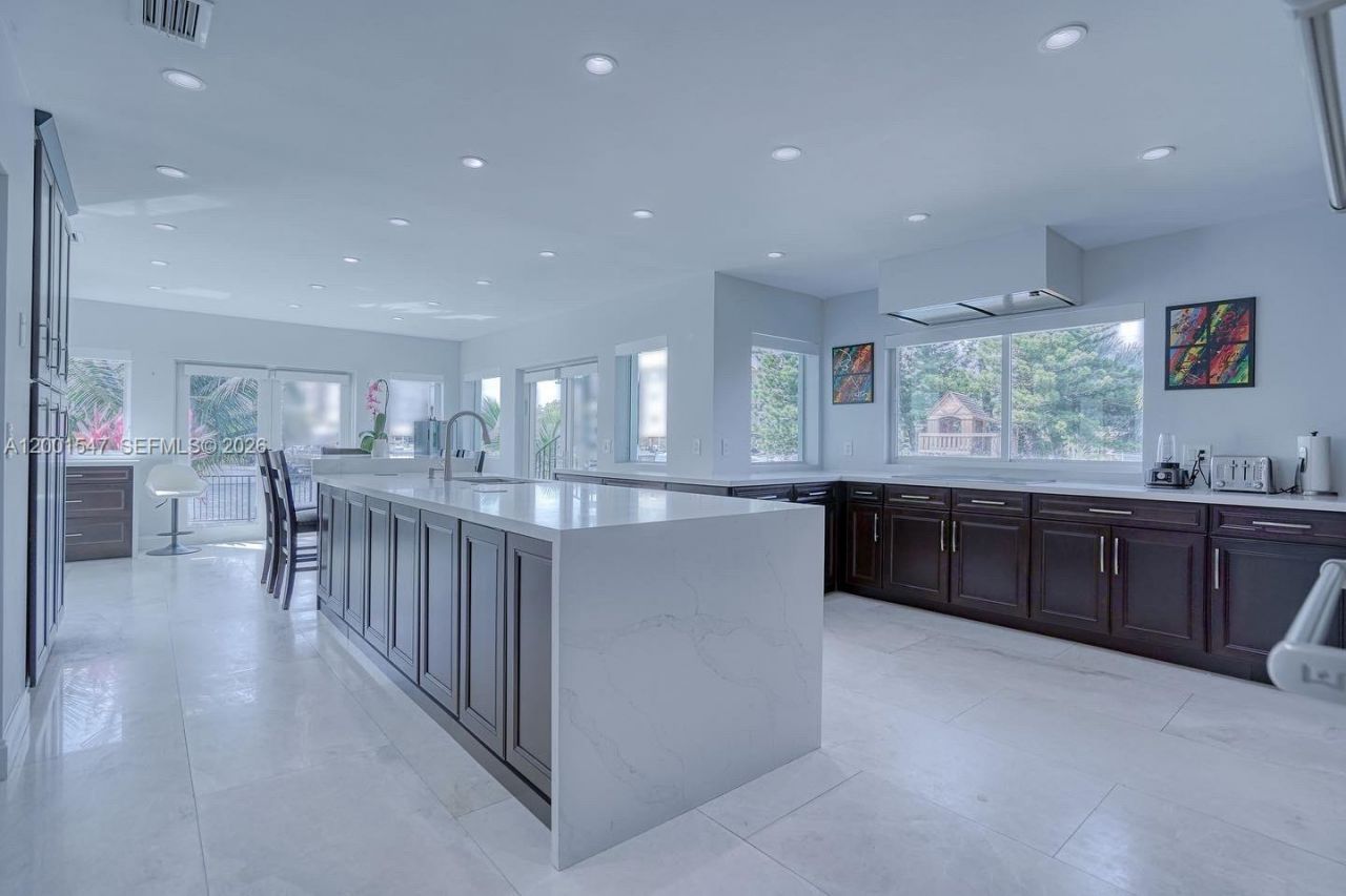 13300 Biscayne Bay Ter, North Miami, FL 33181 Photo