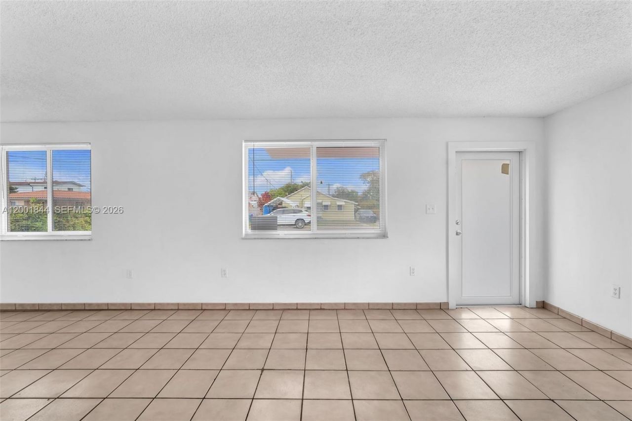 535 NW 44th Ave, Unit 1, Miami, FL 33126 Photo