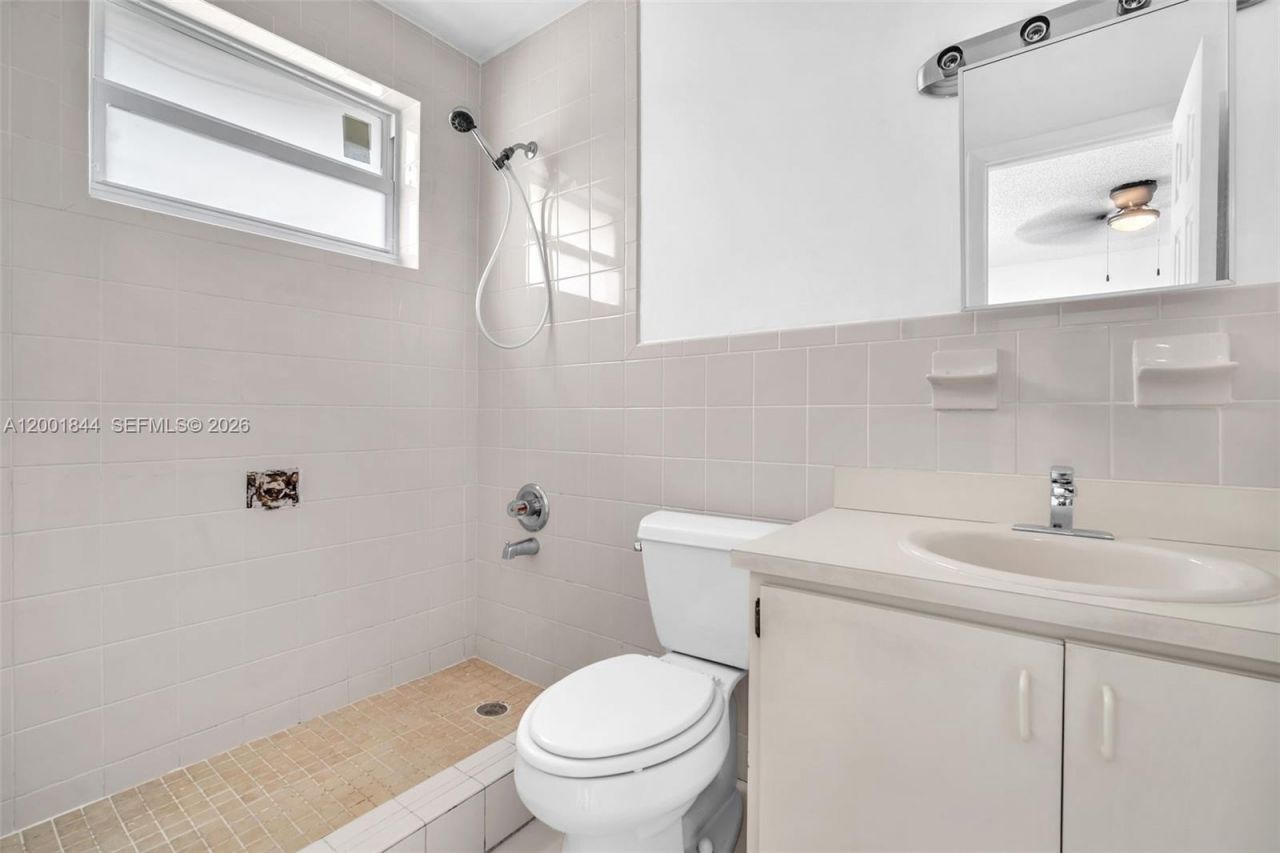 535 NW 44th Ave, Unit 1, Miami, FL 33126 Photo