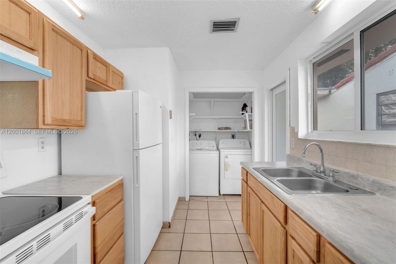 535 NW 44th Ave, Unit 1, Miami, FL 33126 Photo