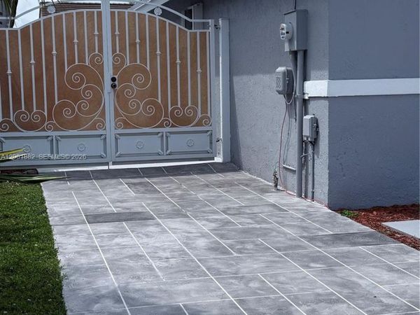 14220 SW 53rd St, Unit B, Miami, FL 33175