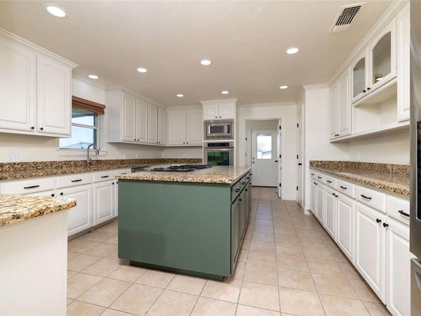 6634 Tim Donald Road, Justin, TX 76247