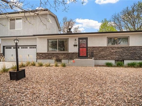 25 Fordham Circle, Pueblo, CO 81005