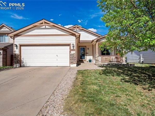 1089 N Swayback Drive, Fountain, CO 80817