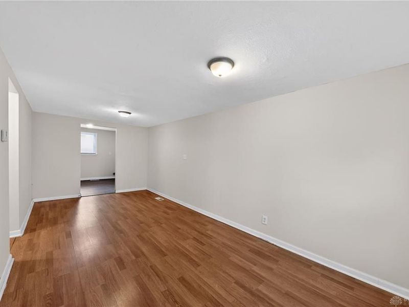 525 Blue Bell Road, Riverside, OH 45431 Photo 12