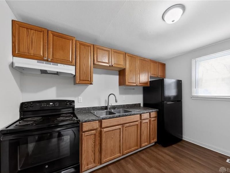 525 Blue Bell Road, Riverside, OH 45431 Photo 16