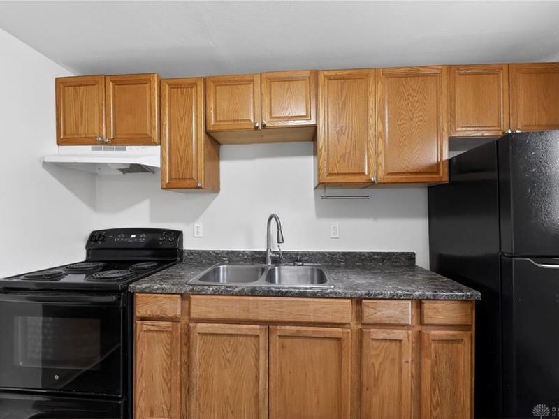 525 Blue Bell Road, Riverside, OH 45431 Photo 17