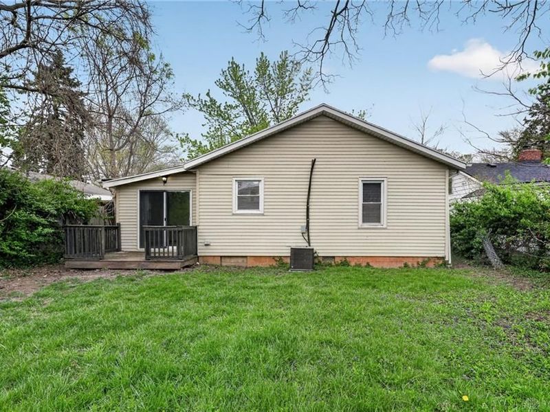 525 Blue Bell Road, Riverside, OH 45431 Photo 3